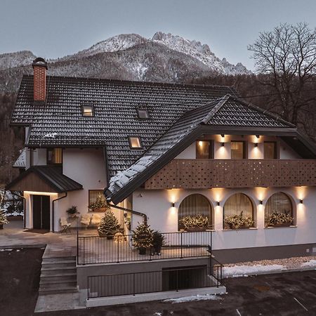 Apartments And Rooms Kaja Kranjska Gora Zewnętrze zdjęcie