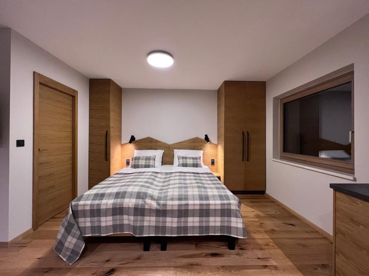 Apartments And Rooms Kaja Kranjska Gora Zewnętrze zdjęcie