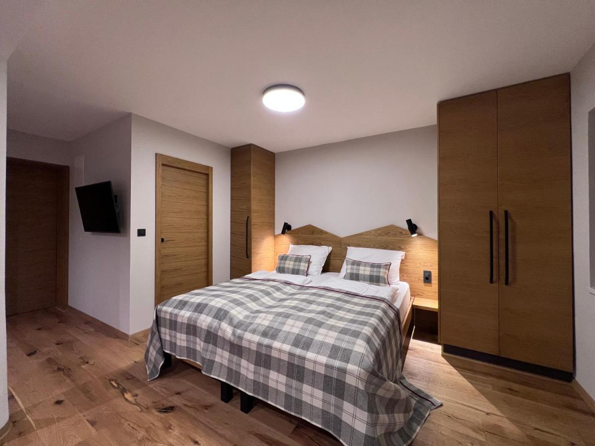 Apartments And Rooms Kaja Kranjska Gora Zewnętrze zdjęcie